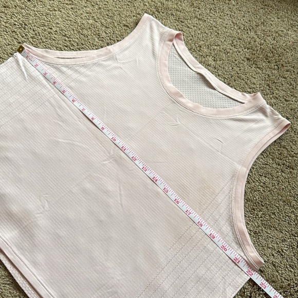 Lululemon Train to Be Tank Top Strawberry Milkshake - Picture 7 of 10
